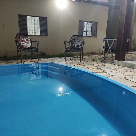 Casa Completa Com Piscina Em Bairro Nobre De Uberlandia Villa Esterno foto
