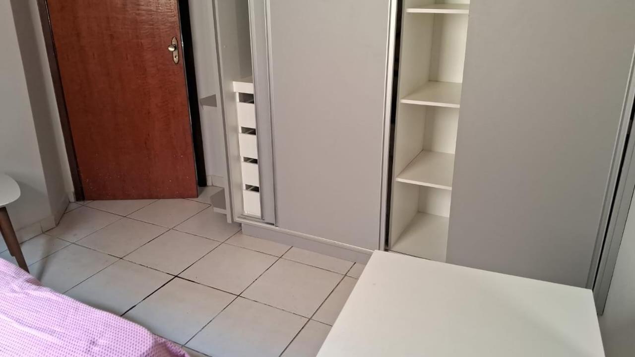 Casa Completa Com Piscina Em Bairro Nobre De Uberlandia Villa Esterno foto